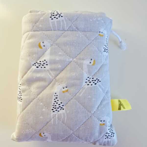 SPEEDY giraffa fondo grigio chiaro