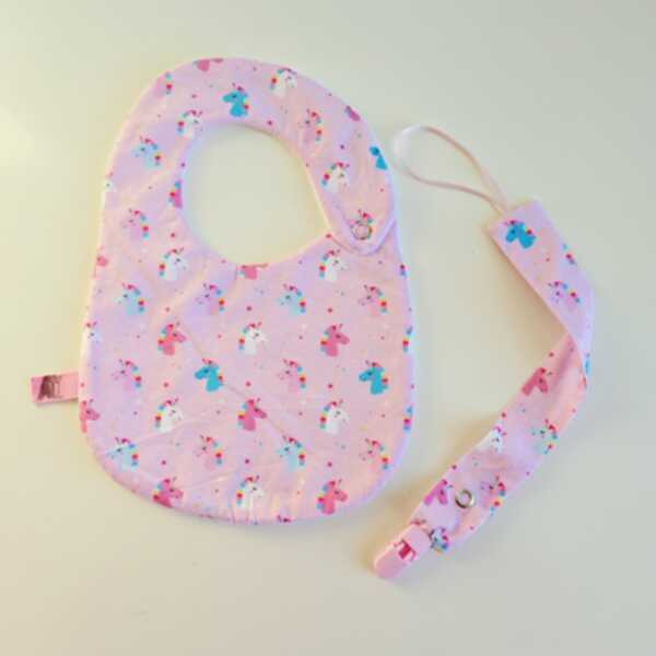 BAVAGLINO e PORTACIUCCIO piccoli unicorni base rosa